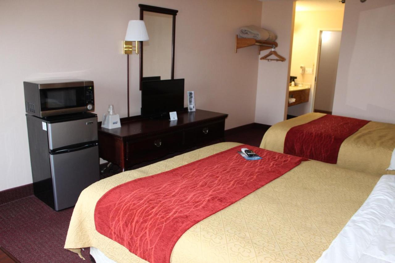 Super 8 By Wyndham Chenoa Hotel Exterior foto